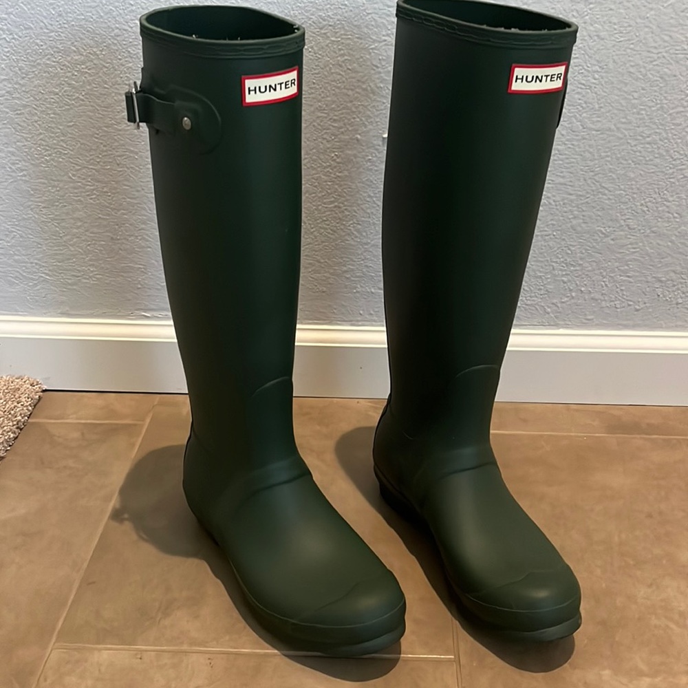 Hunter Ladies Original Tall Matte Rain Boots - Size 8